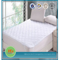 100% coton supérieur et inférieur en microfibre Matelas matelassé adapté Pad / Topper